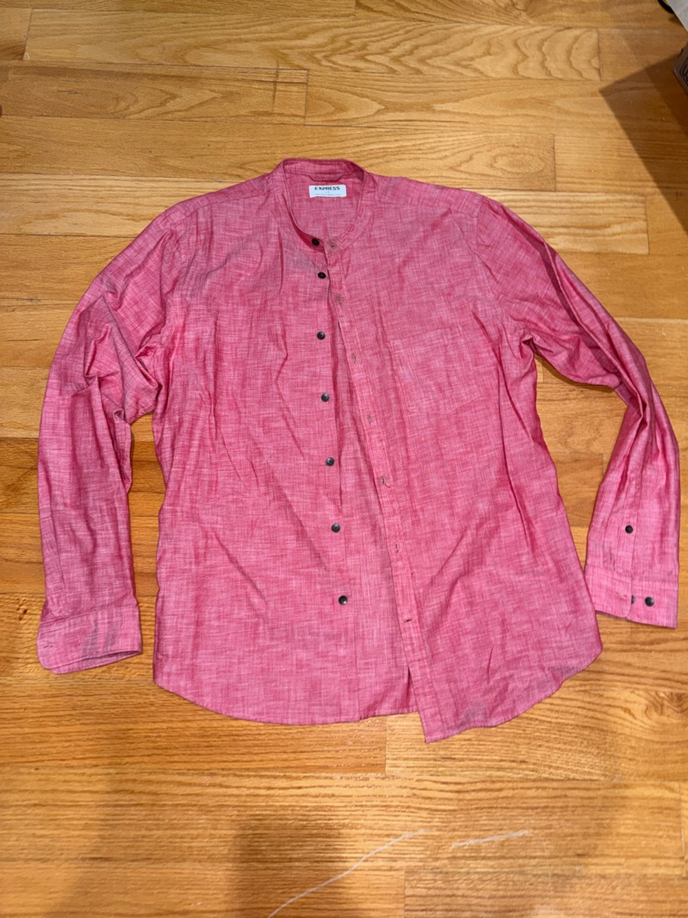 Express Men’s Button-Down Shirt in Heathered Coral